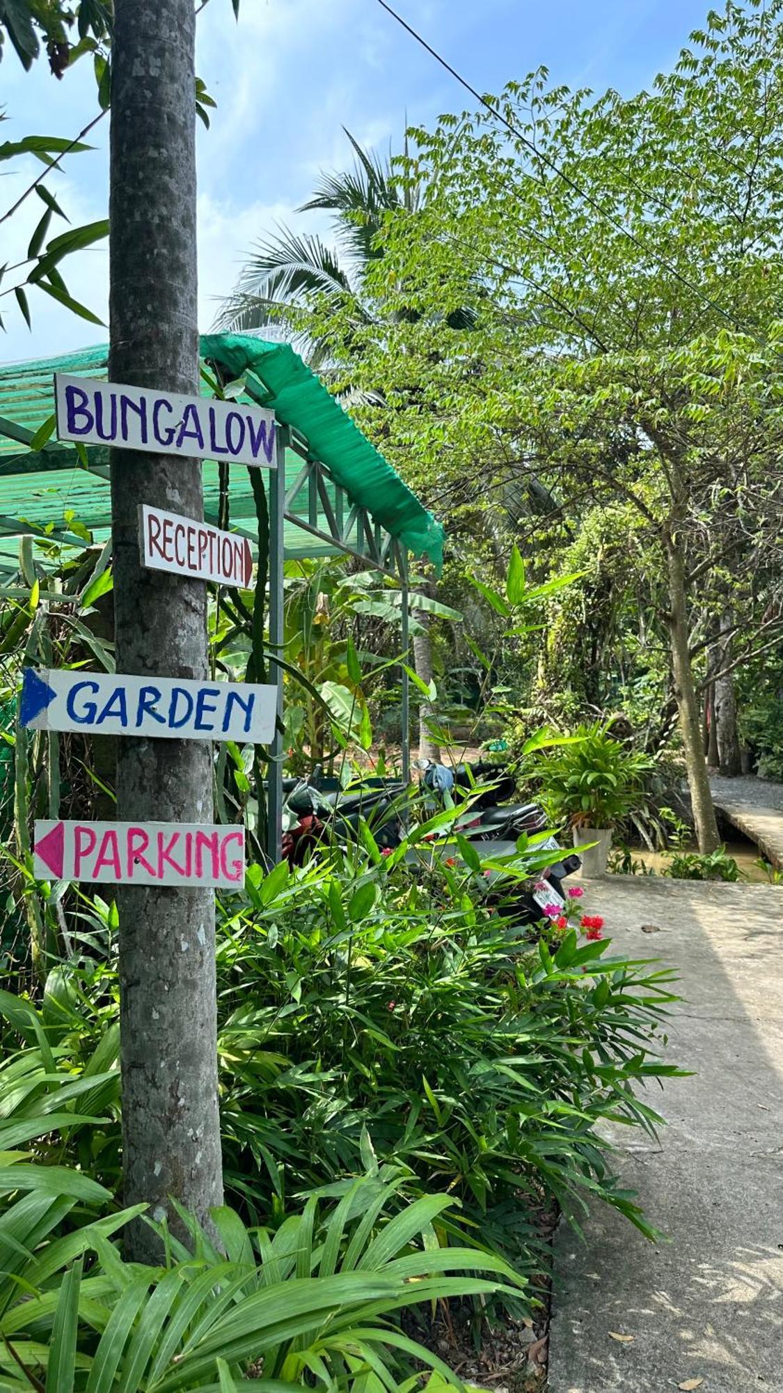 Hide Away Bungalows In Ben Tre City Zewnętrze zdjęcie